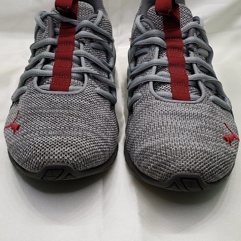 Puma Axelion ~ Gray & Red ~ Size 5C